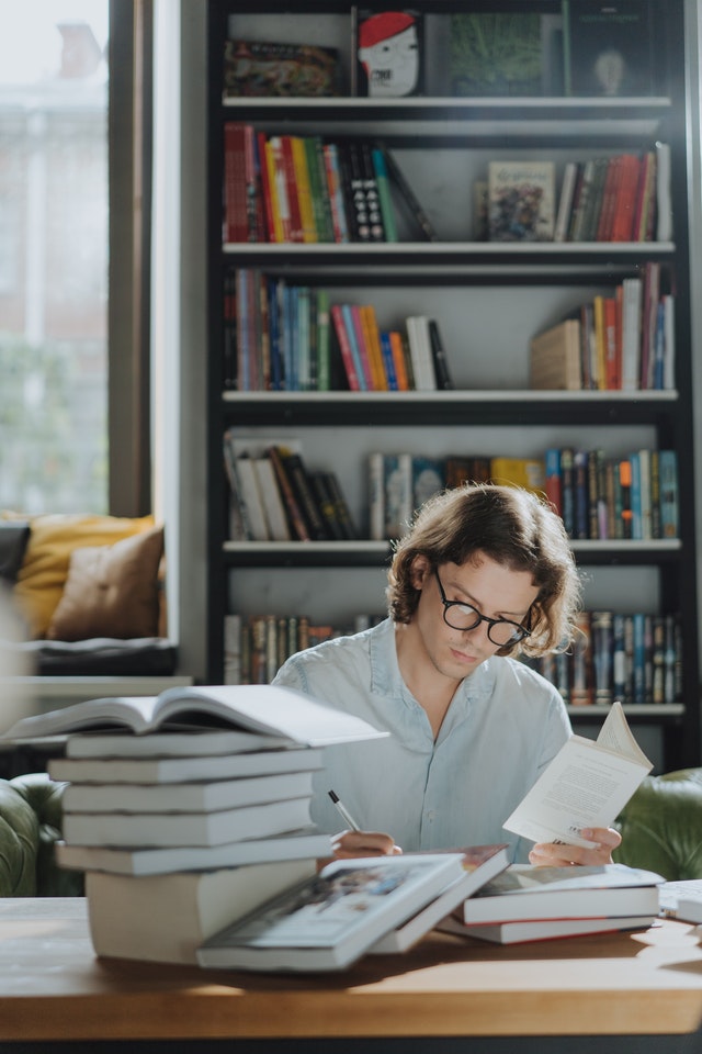 Study in UK & Canada | VR education Services